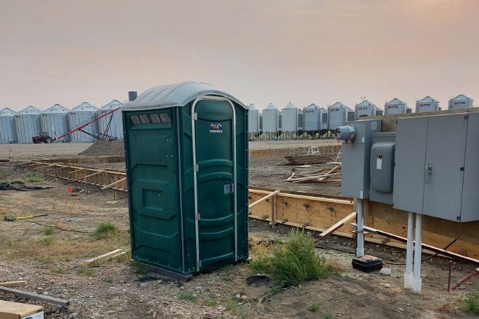 Royal flush portapotty